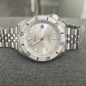 Seiko silver automatic watch
